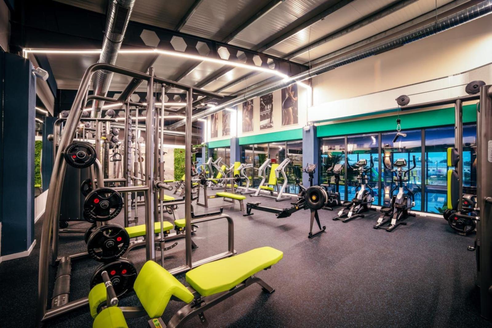 Hotel Nordic Twins & Wellness Rădăuţi 外观 照片
