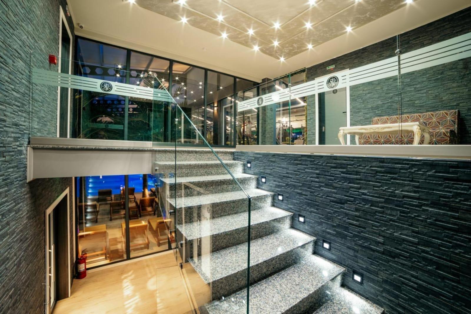 Hotel Nordic Twins & Wellness Rădăuţi 外观 照片