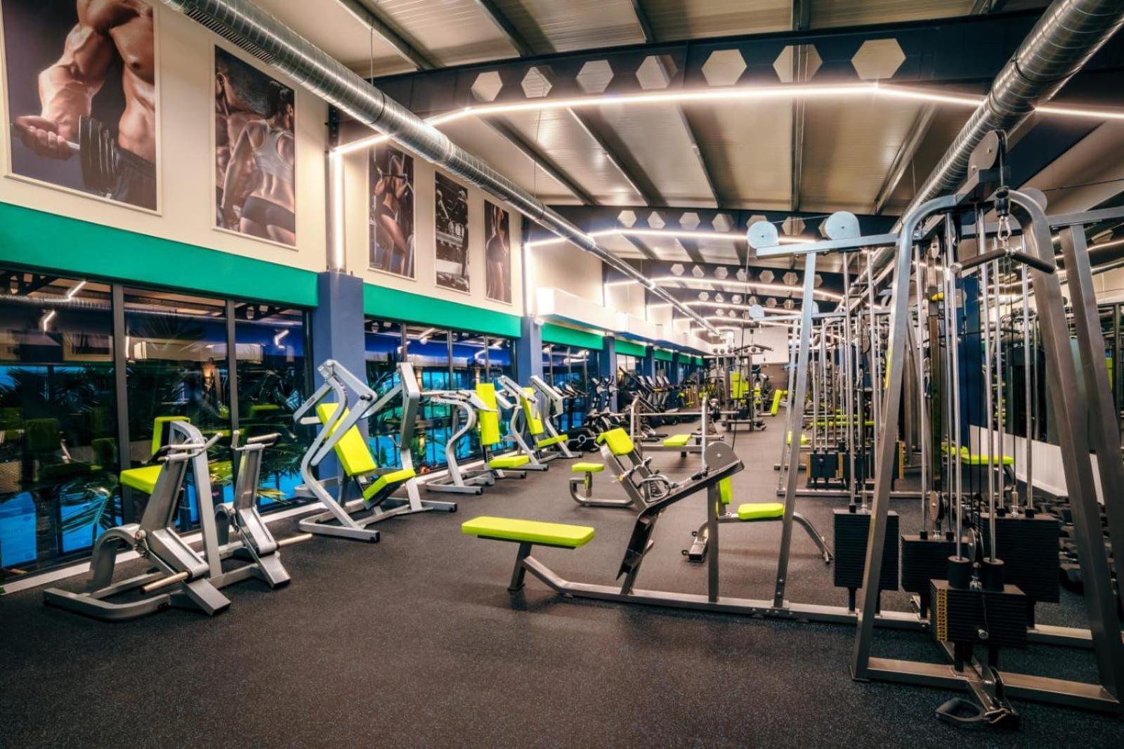 Hotel Nordic Twins & Wellness Rădăuţi 外观 照片